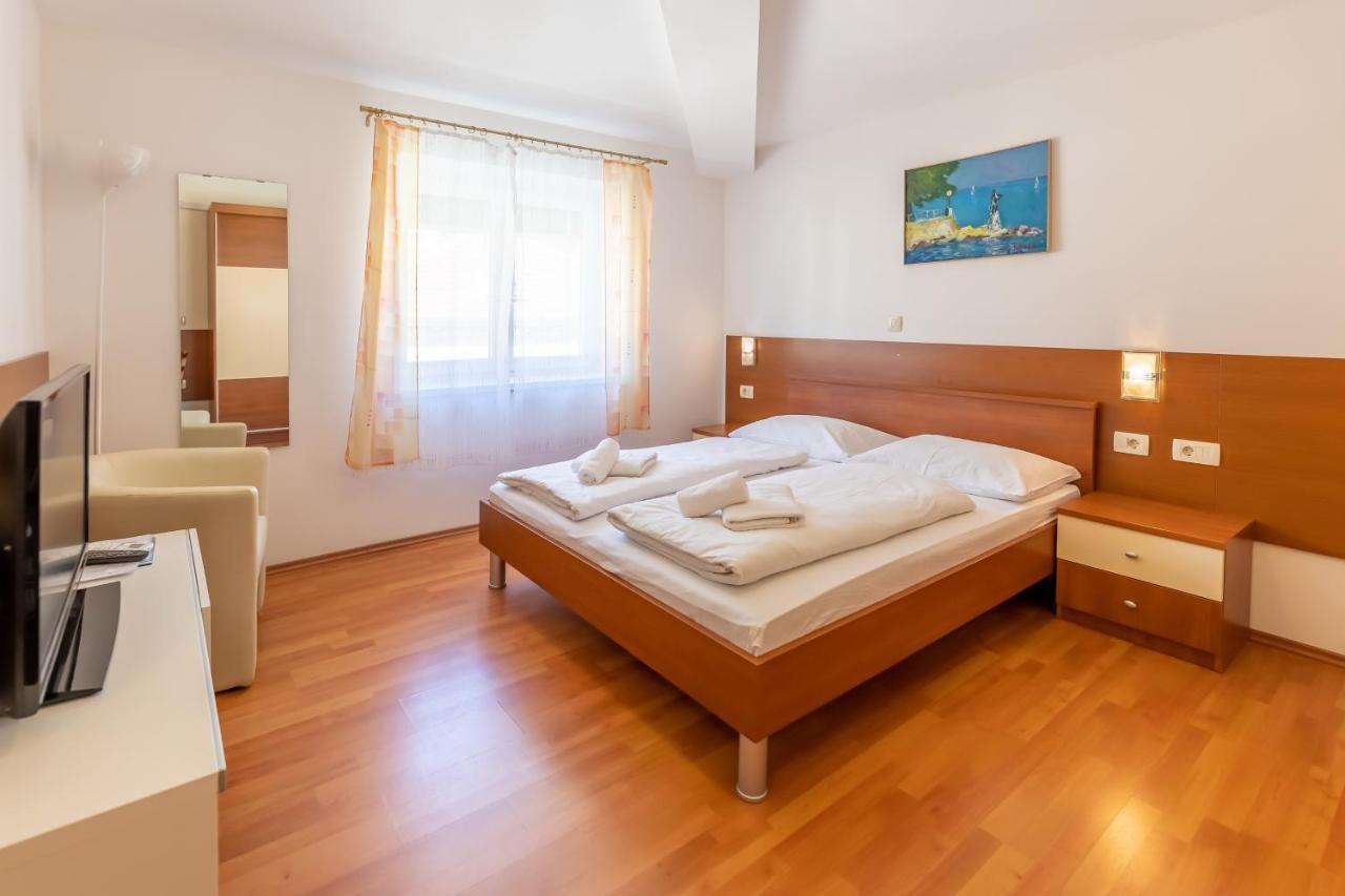 Apartments Liburnija Opatija Exterior foto