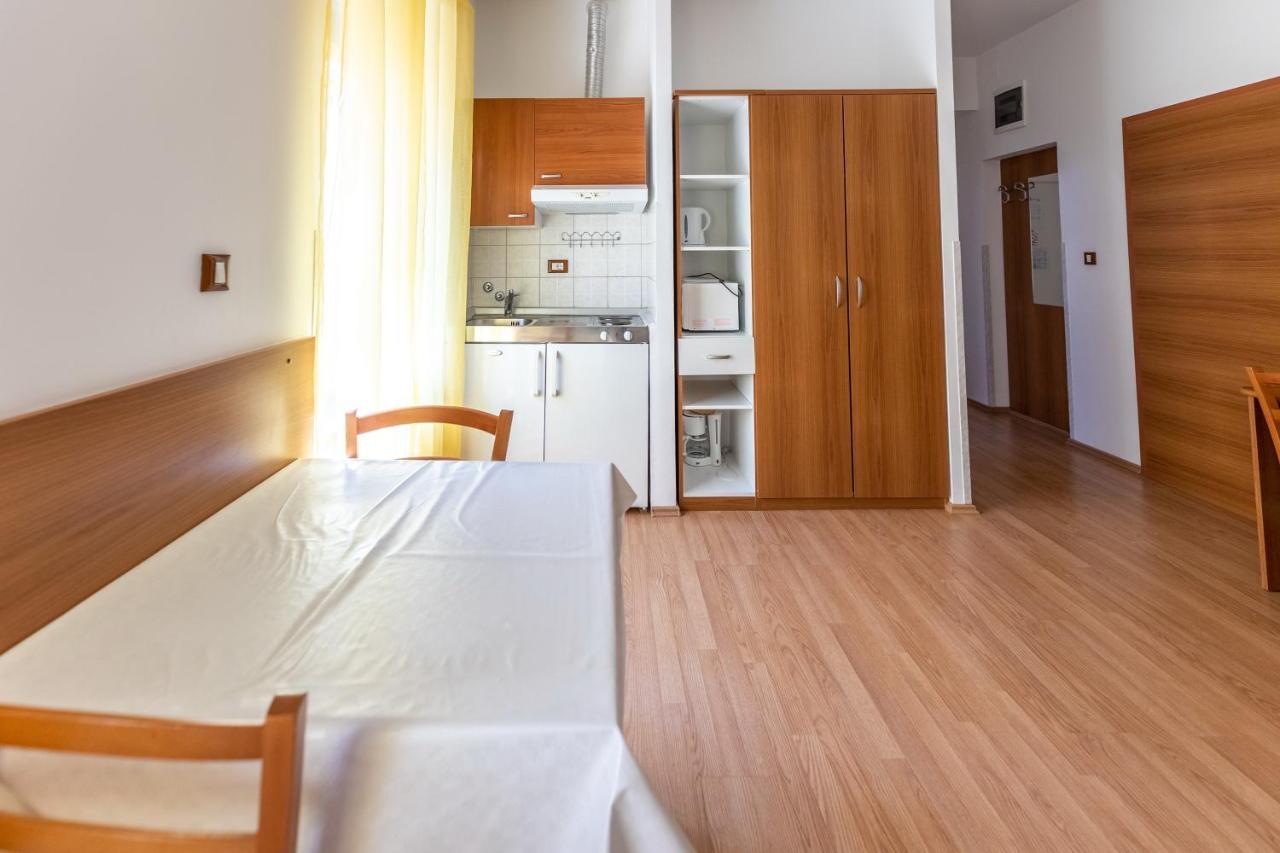Apartments Liburnija Opatija Exterior foto